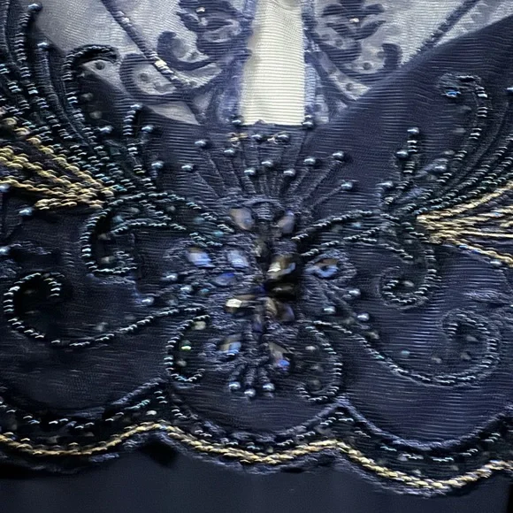 Terani Couture evening gown - Picture 5 of 15